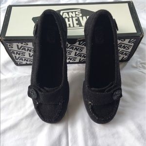 Euc Ashland Vans Black Grey size 6