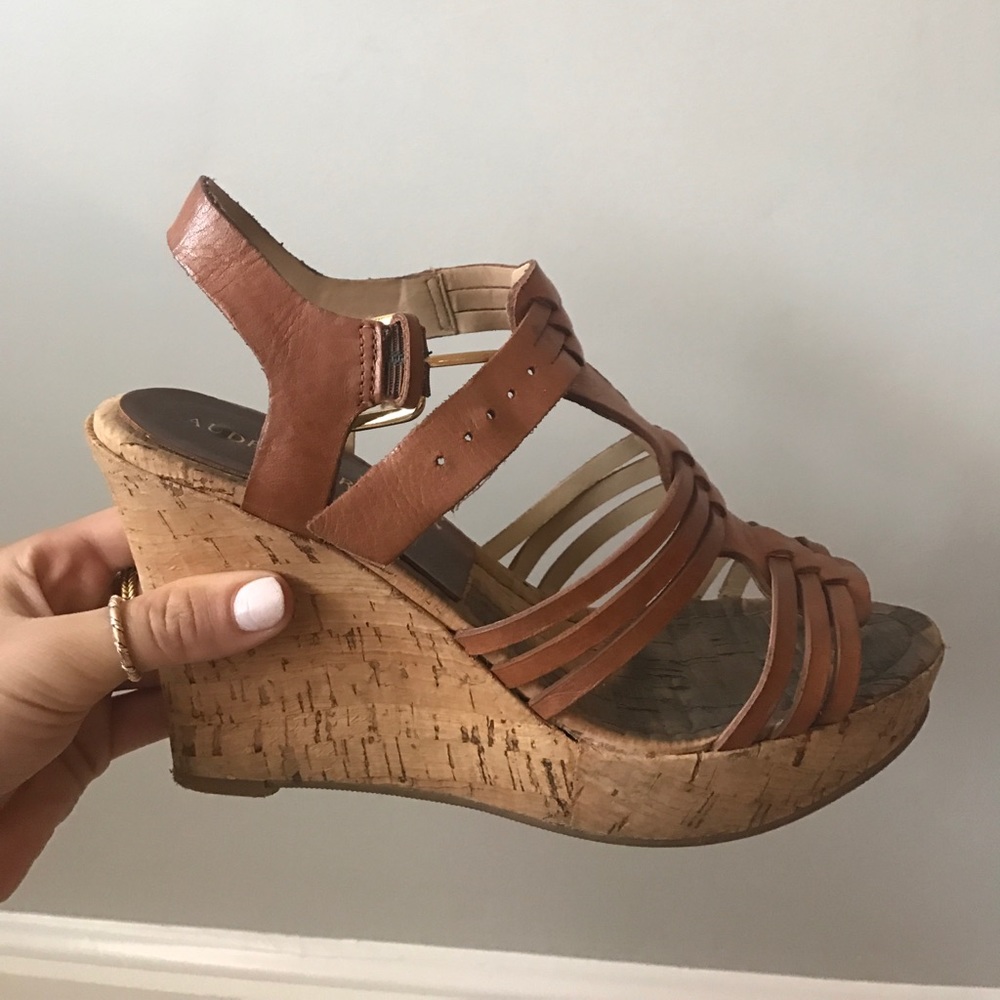 Brown cork wedges!