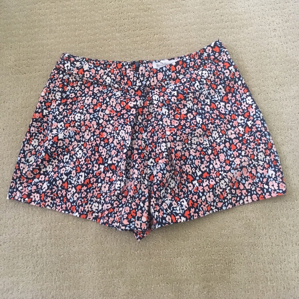 BCBG generation floral print shorts. Size 8