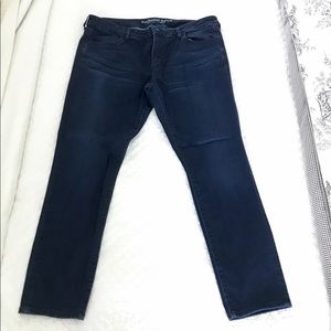 American Eagle Super Low Rise Jegging
