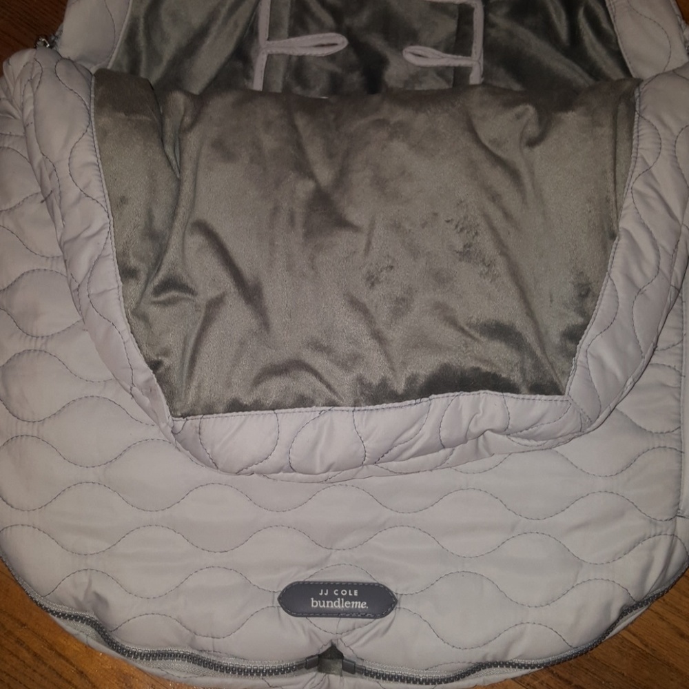 JJ Cole  Bundle me car seat cover