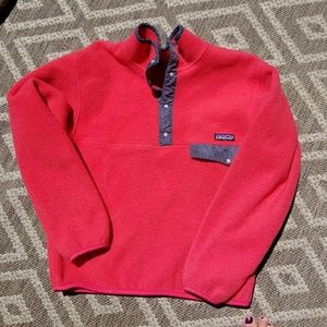 Pink fleece Patagonia tsnap