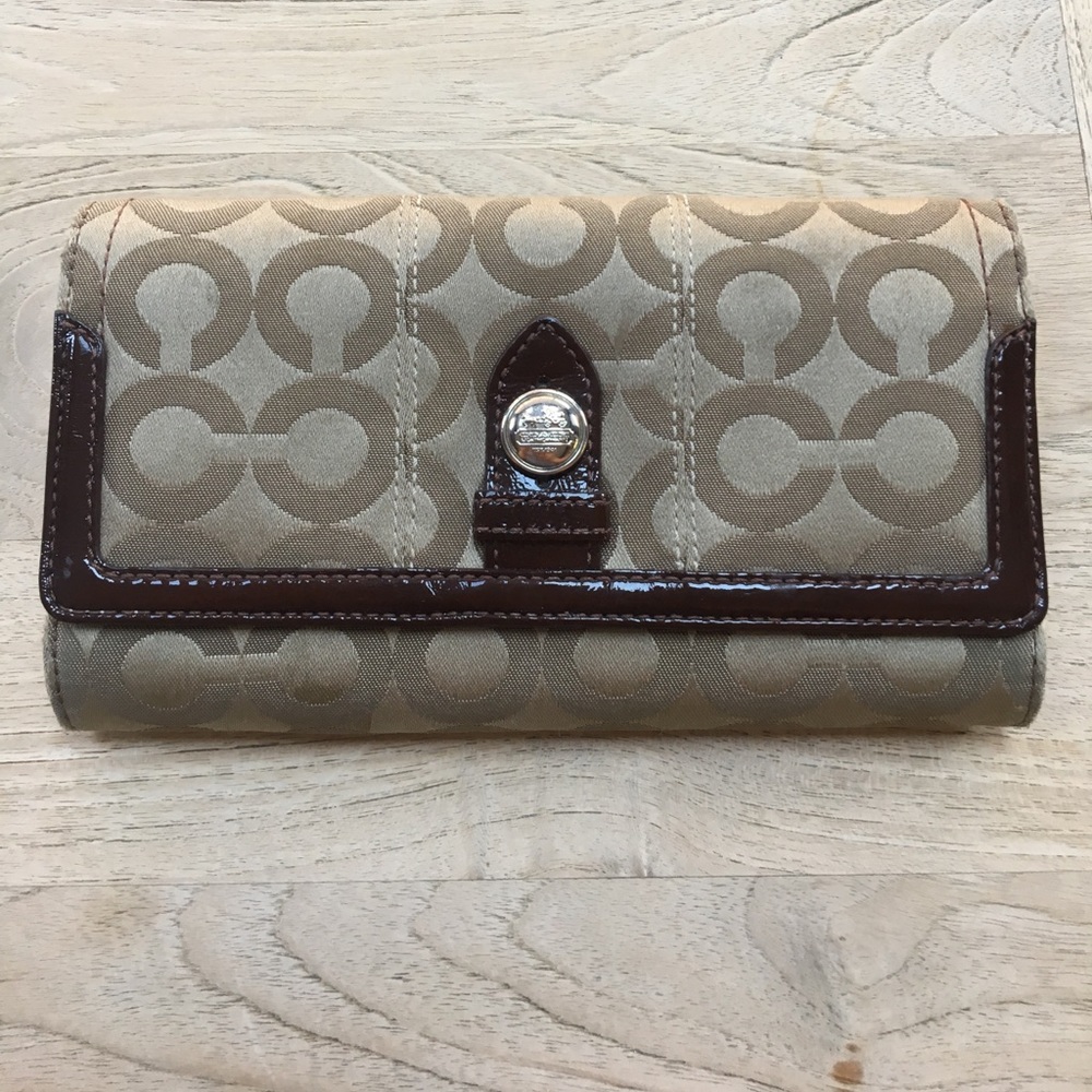 Coach women's wallet