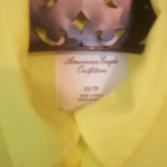 American Eagle shirt - Picture 2 of 2