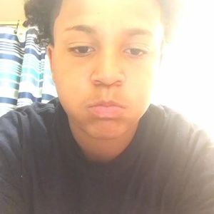 Meet your Posher, Jamari