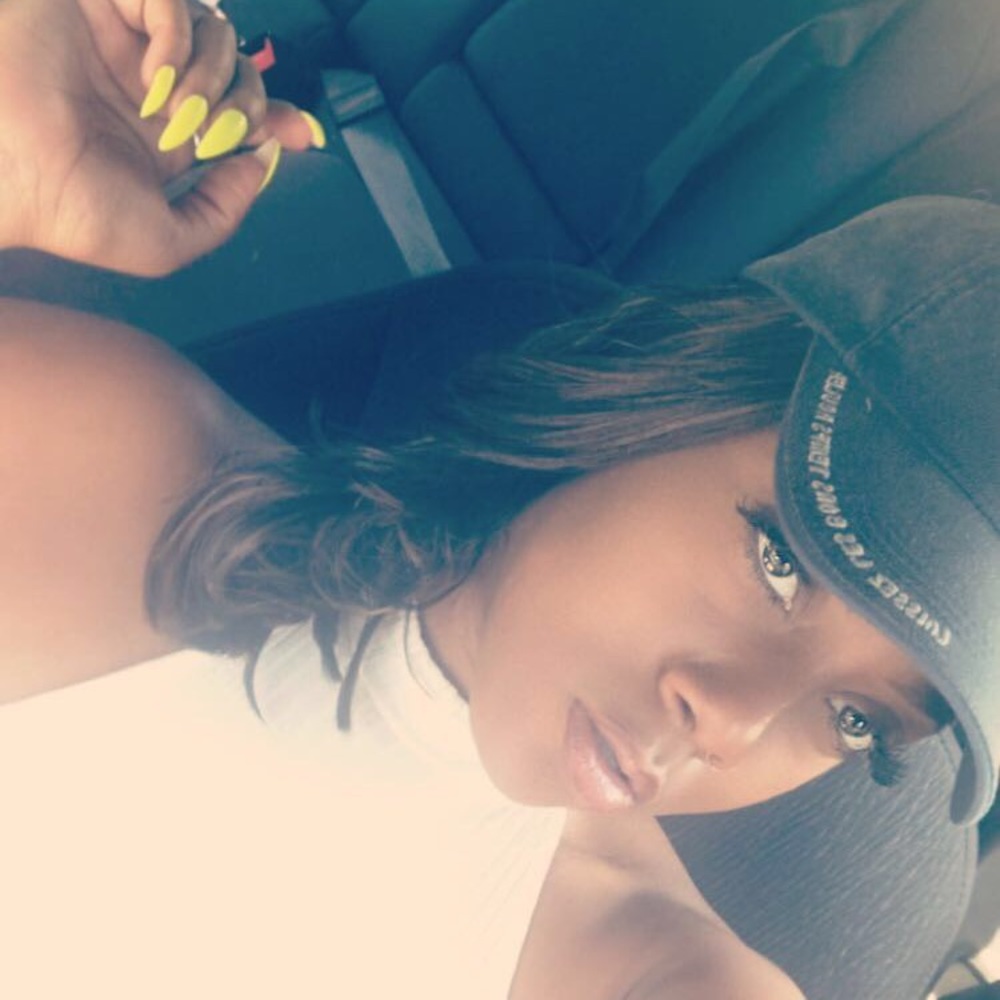 Meet your Posher, Naomi