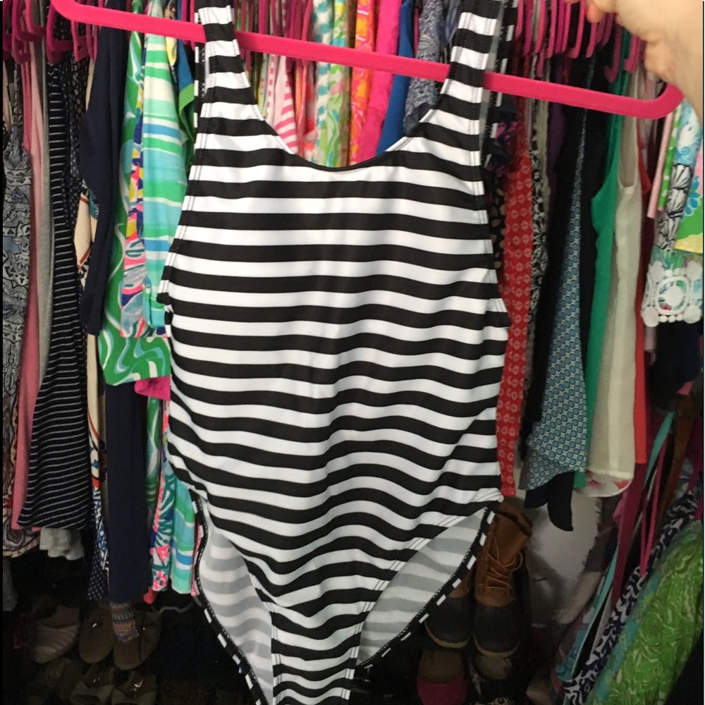 Flynation High Cut Low Sides Monokini - Picture 2 of 3