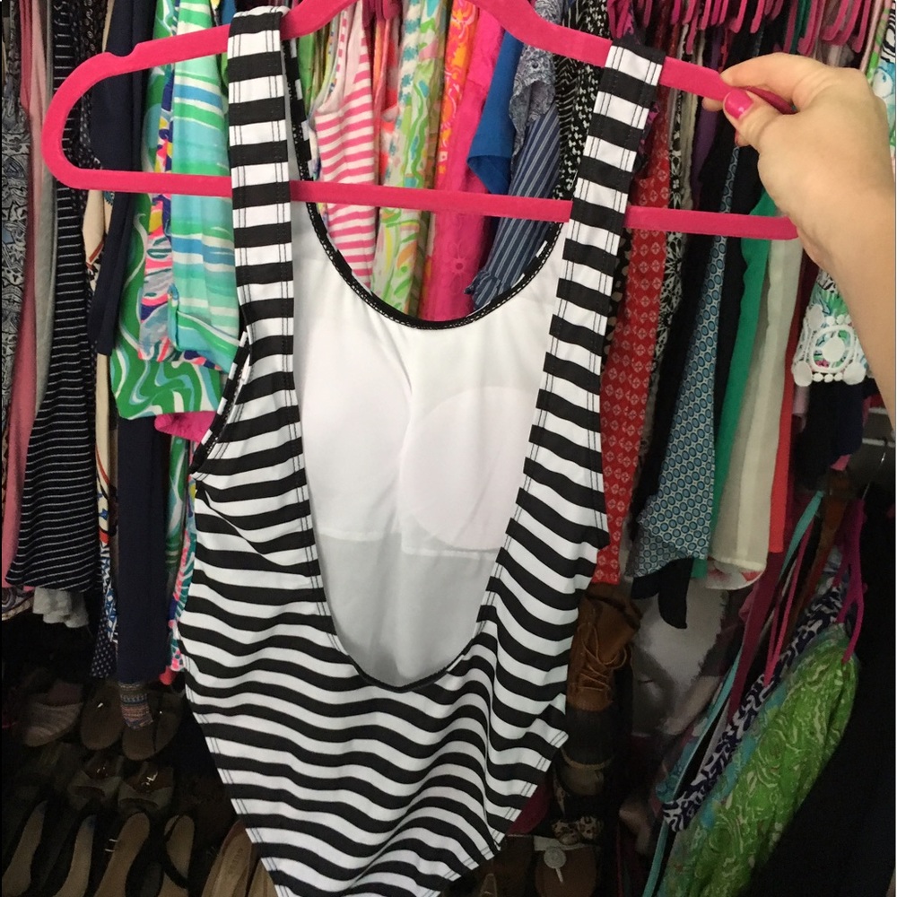 Flynation High Cut Low Sides Monokini - Picture 3 of 3