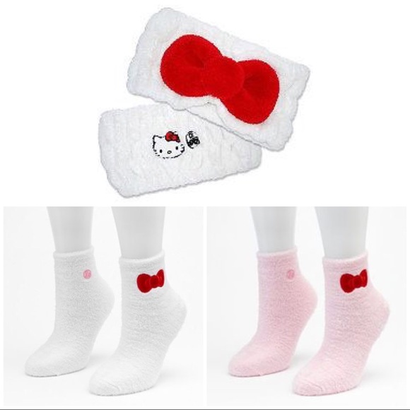 hello kitty accessories spa headband socks wfree loofah nwt poshmark