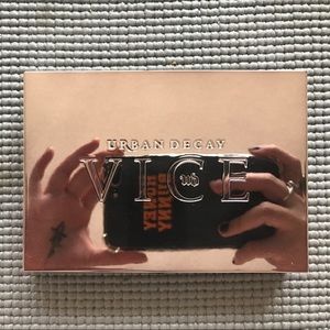 Urban decay vice junkie lipstick palette