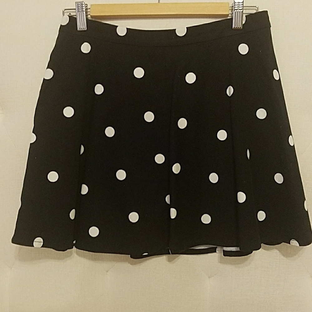 Short a-line mini skirt