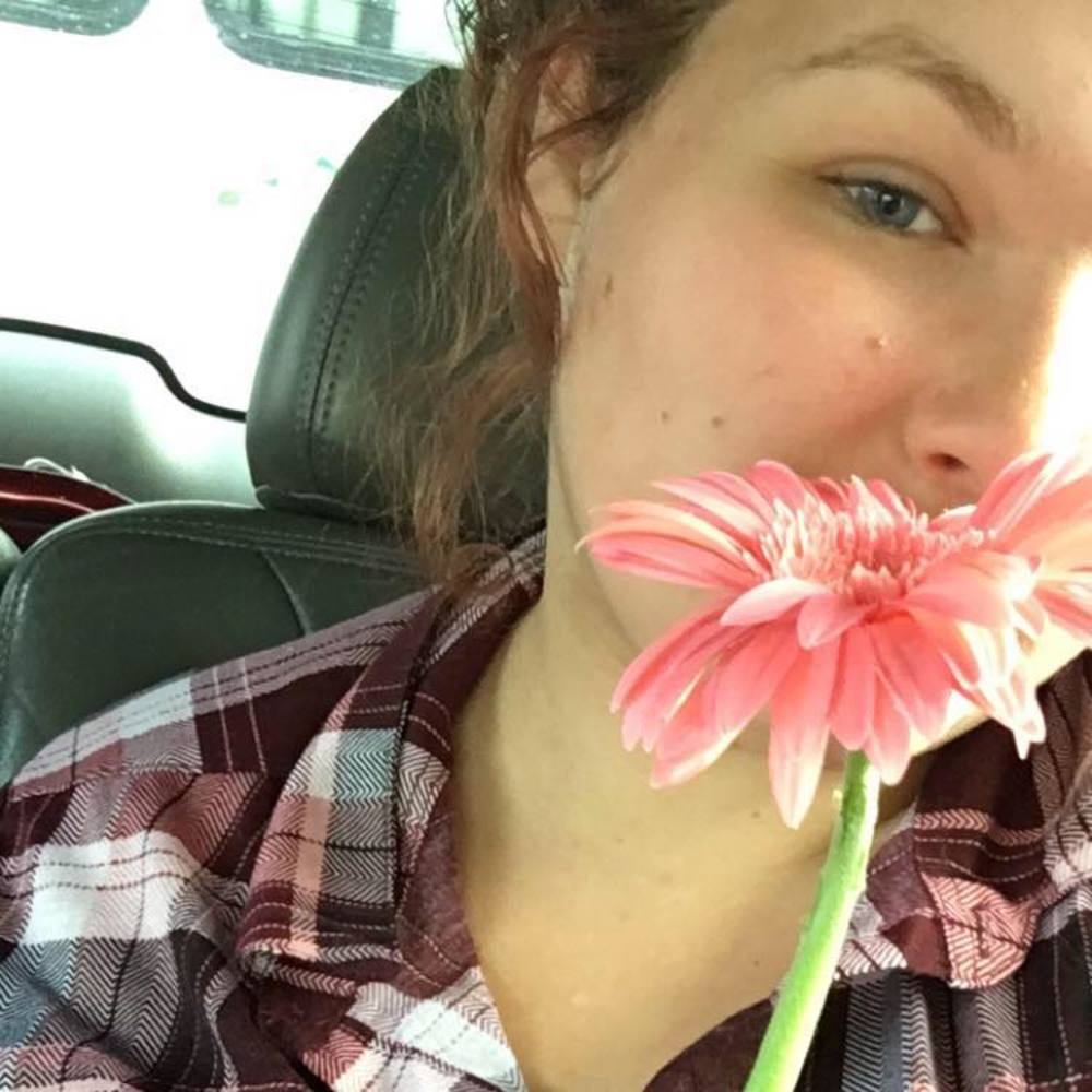 Meet your Posher, Mae