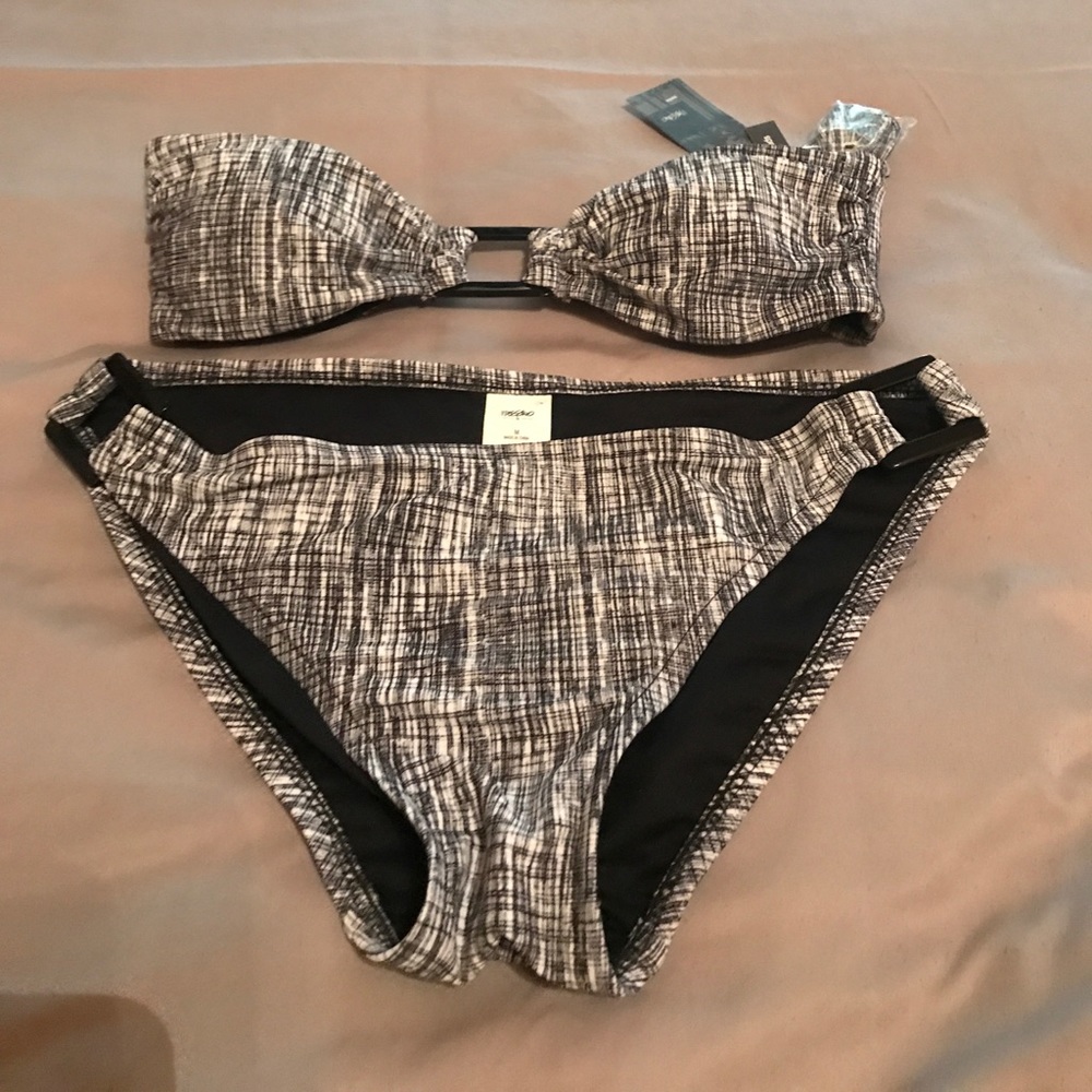 BIKINI
