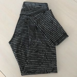 Lululemon yoga pants