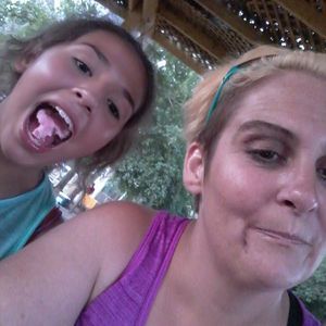 Meet your Posher, Leslie