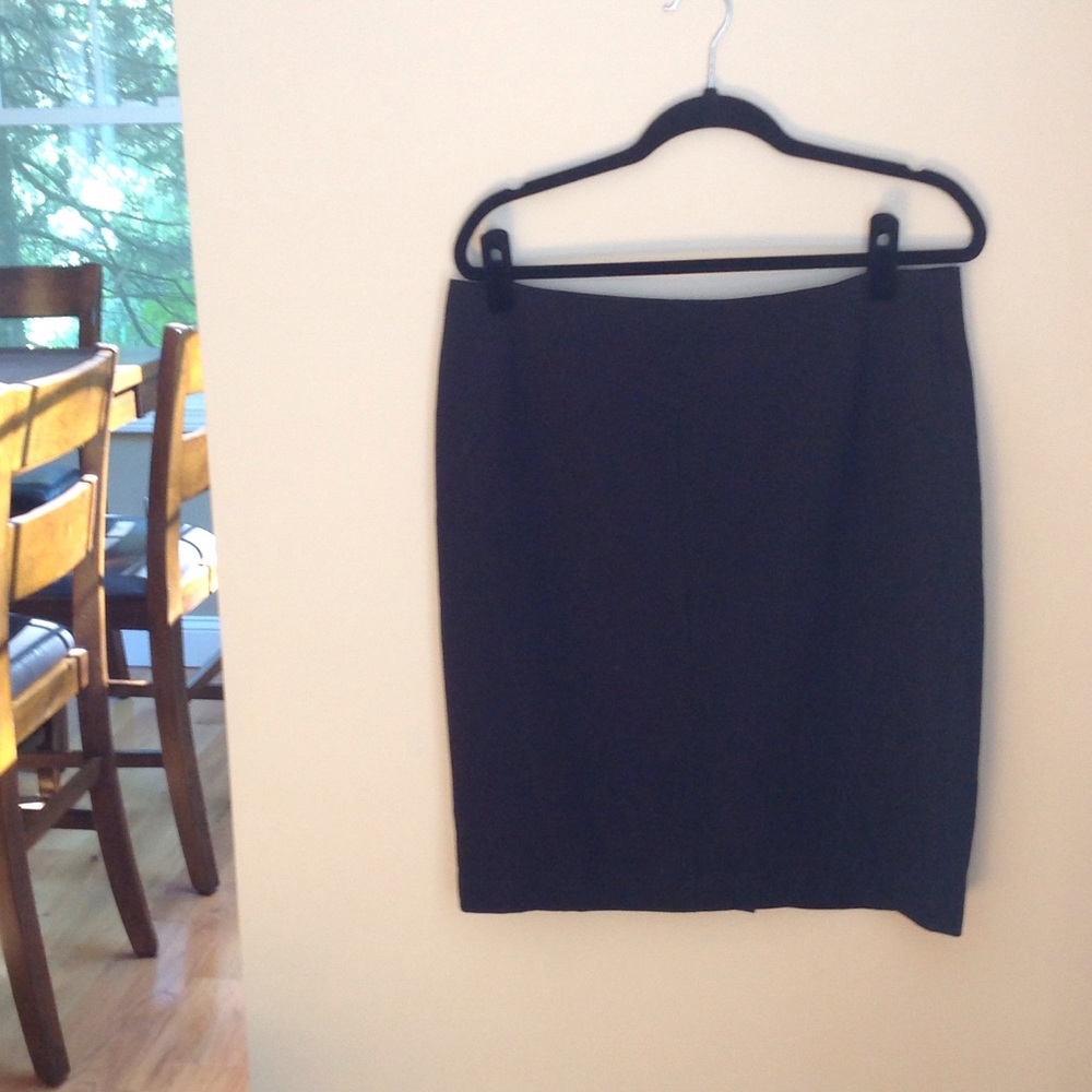 Worthington black pencil skirt