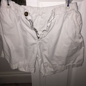 White chubbies shorts