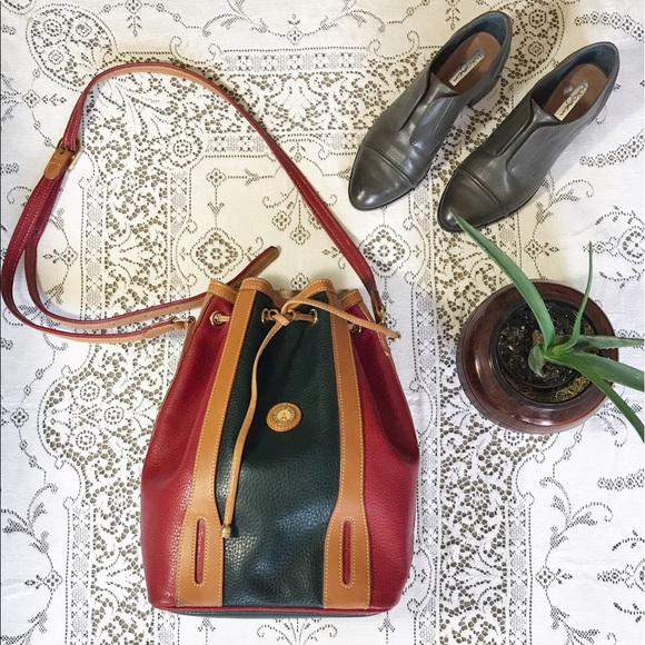 La Tour Eiffel 1887 Handbags - Vintage La Tour Eiffel 1887 Bucket Purse 🇫🇷