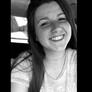 Meet your Posher, Brittney