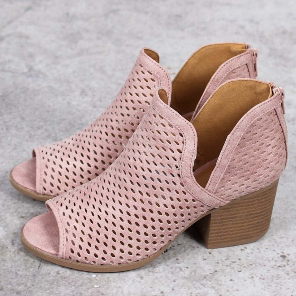 Mauve Mesh cut out peep toe ankle bootie - Picture 3 of 4