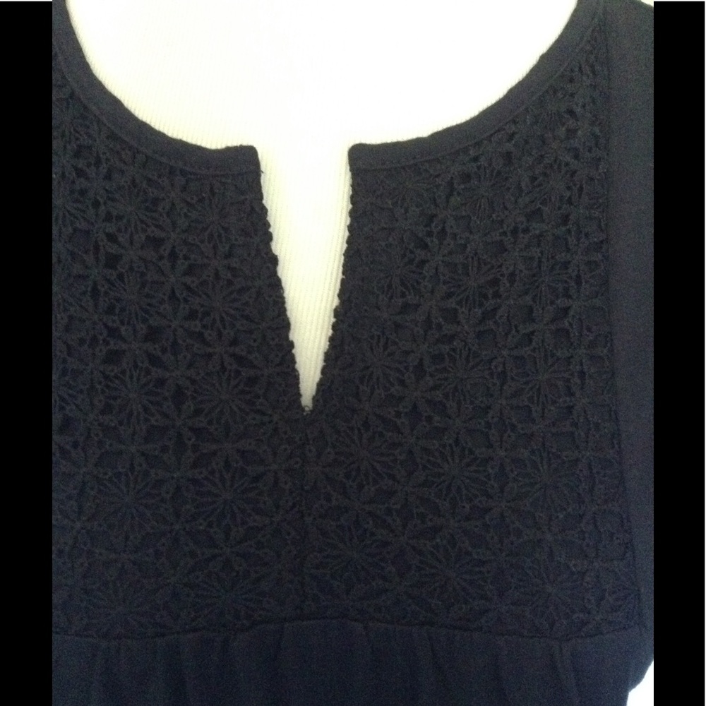 Isela Ruffle Top - Picture 3 of 4