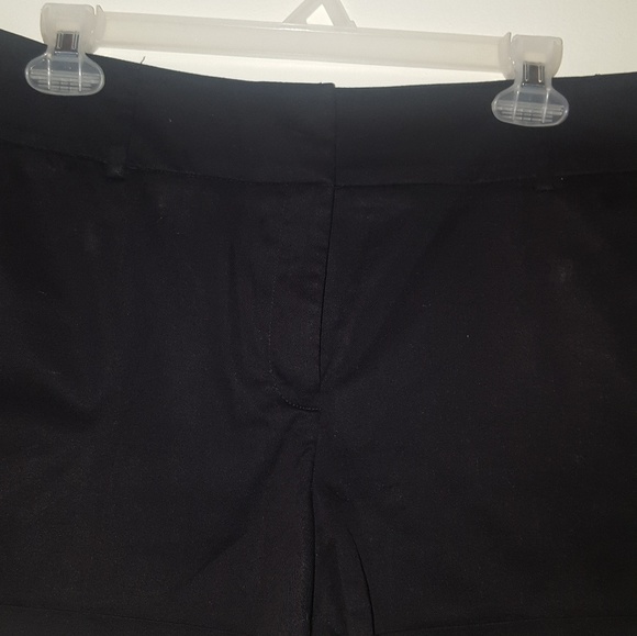 Shorts - Picture 3 of 3