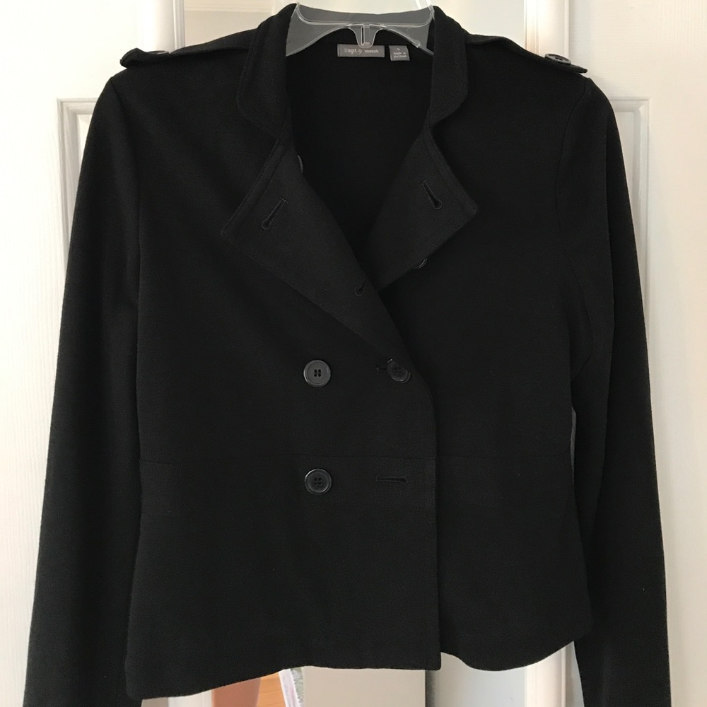 Black lightweight dress jacket.