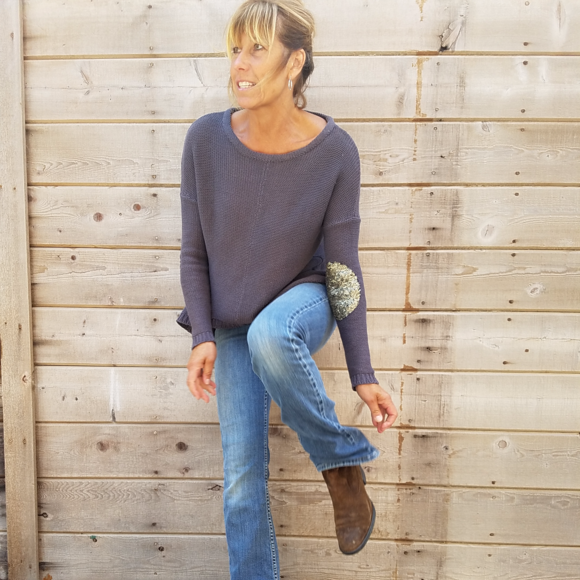 Sweater - Picture 4 of 7