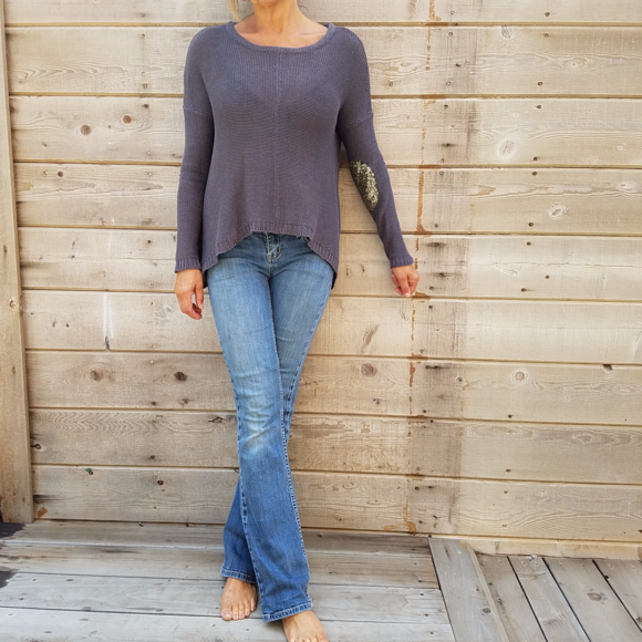 Sweater - Picture 6 of 7