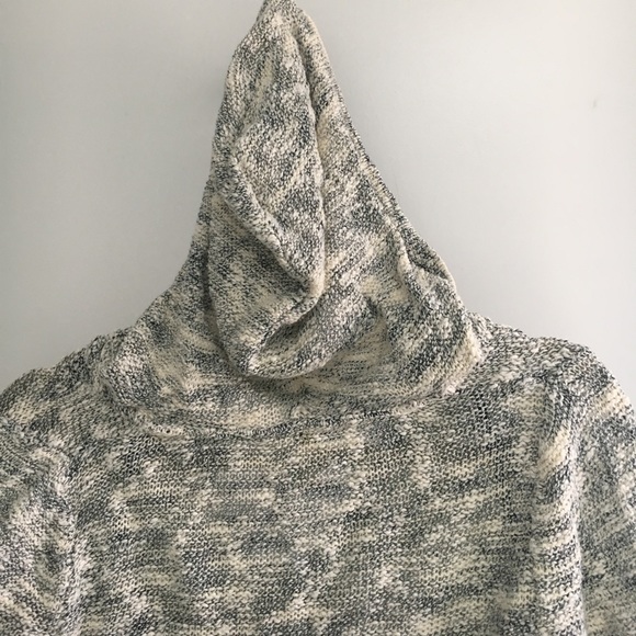 Hooded Roxy Sweater - Picture 3 of 3