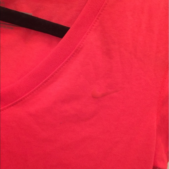 NIKE ✔️ Dri-Fit T-Shirt - Picture 4 of 5