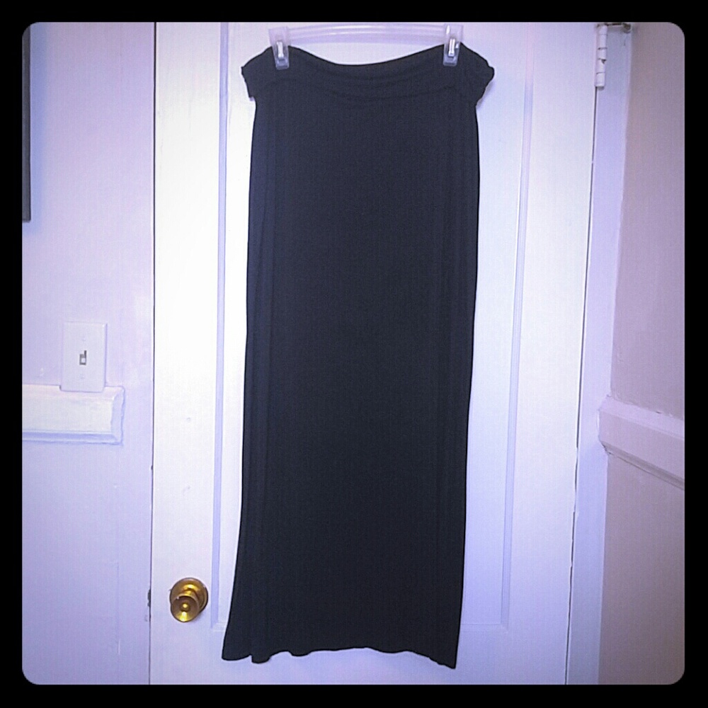 Long maxi skirt