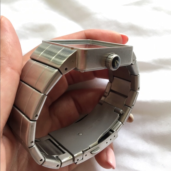 Nixon "The Quatro" Watch in Black - Picture 5 of 5