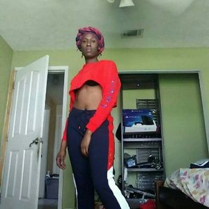 1/1 Authentic cropped Tommy Hilfiger track suit