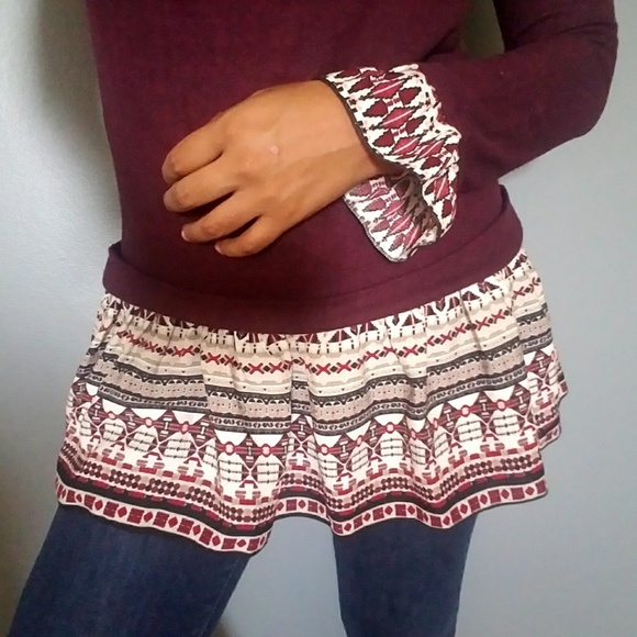 WINE RUFFLE PRINT LONG SLEEVE TOP - Picture 3 of 3