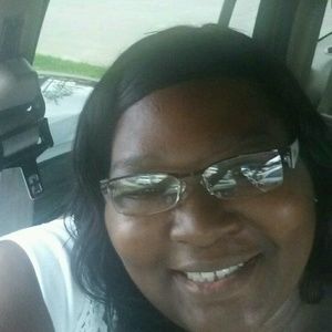 Meet your Posher, Glenna