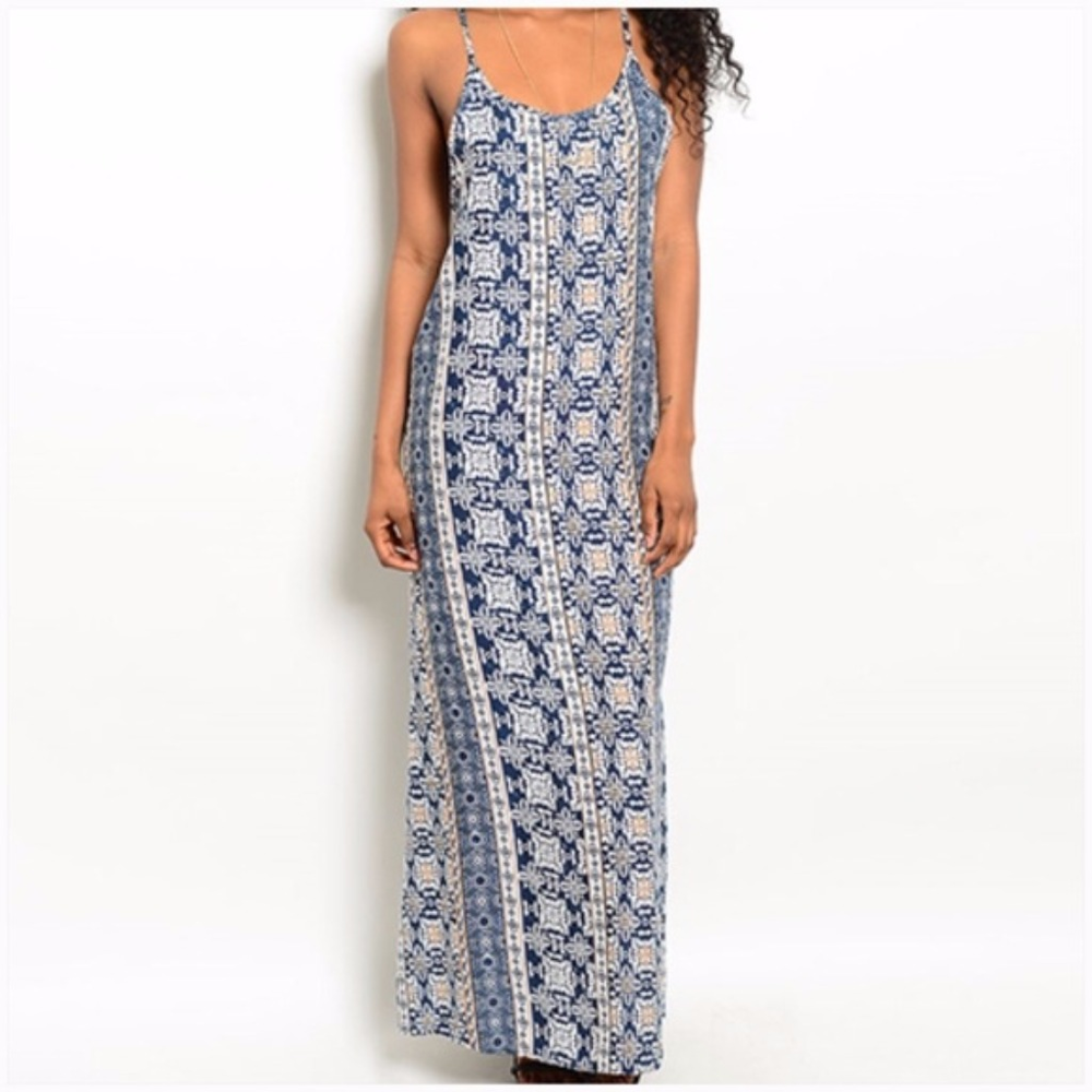 Open Back Maxi Dress - Picture 2 of 4