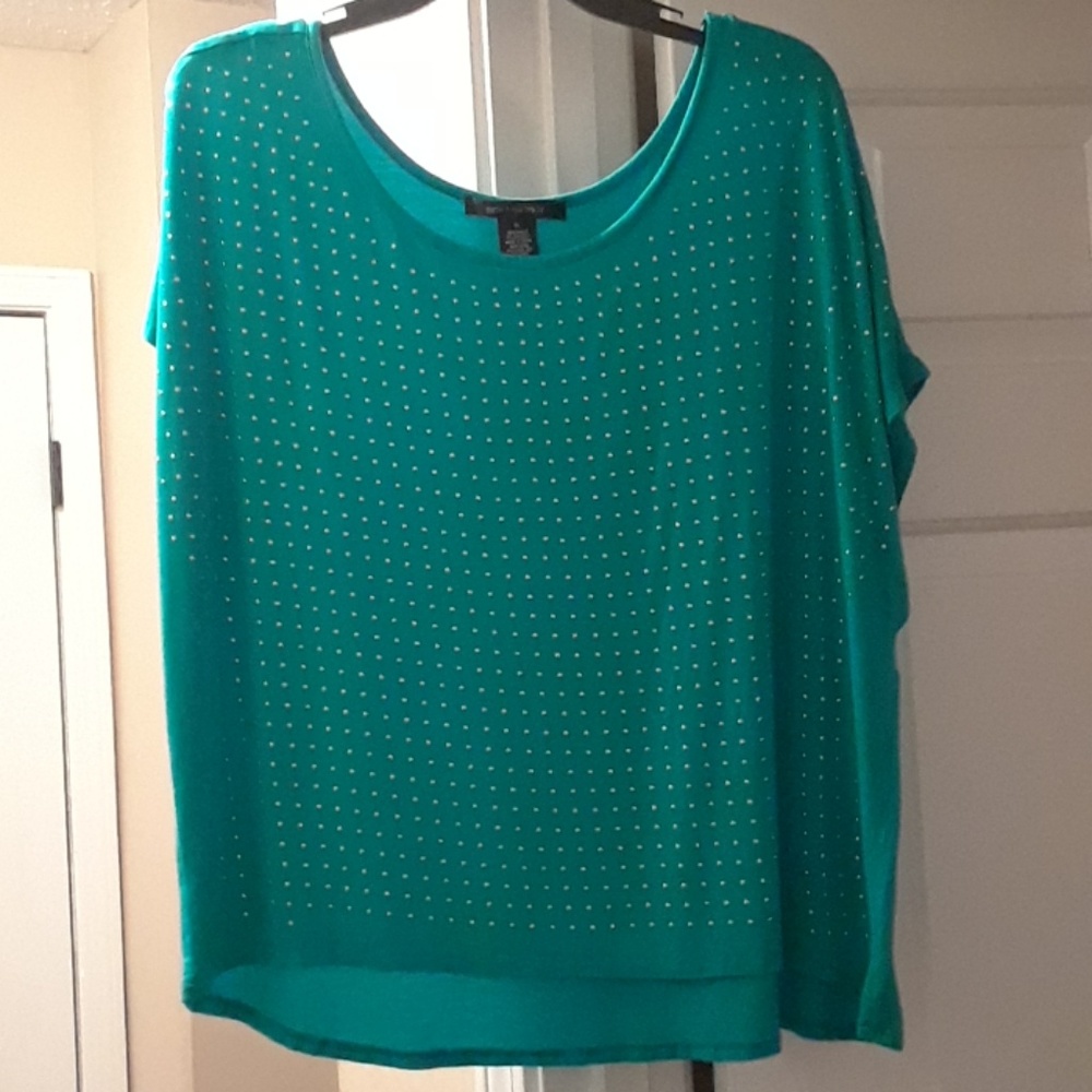 Top - Picture 3 of 4