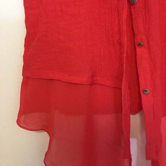 Breezy Red Tank - Picture 2 of 4