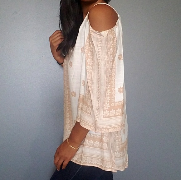 IVORY TAUPE PRINT COLD SHOULDER TOP - Picture 3 of 5