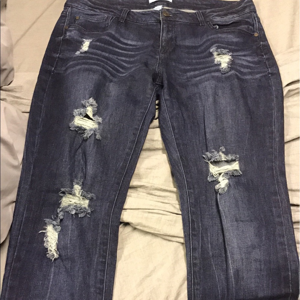 Women's dark wash jeans
