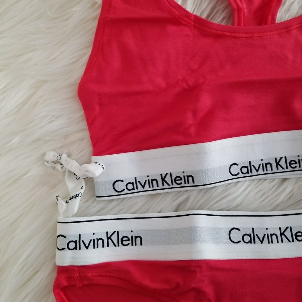 NWT* Calvin Klein Bralette & Bikini Bottom Set* - Picture 3 of 4