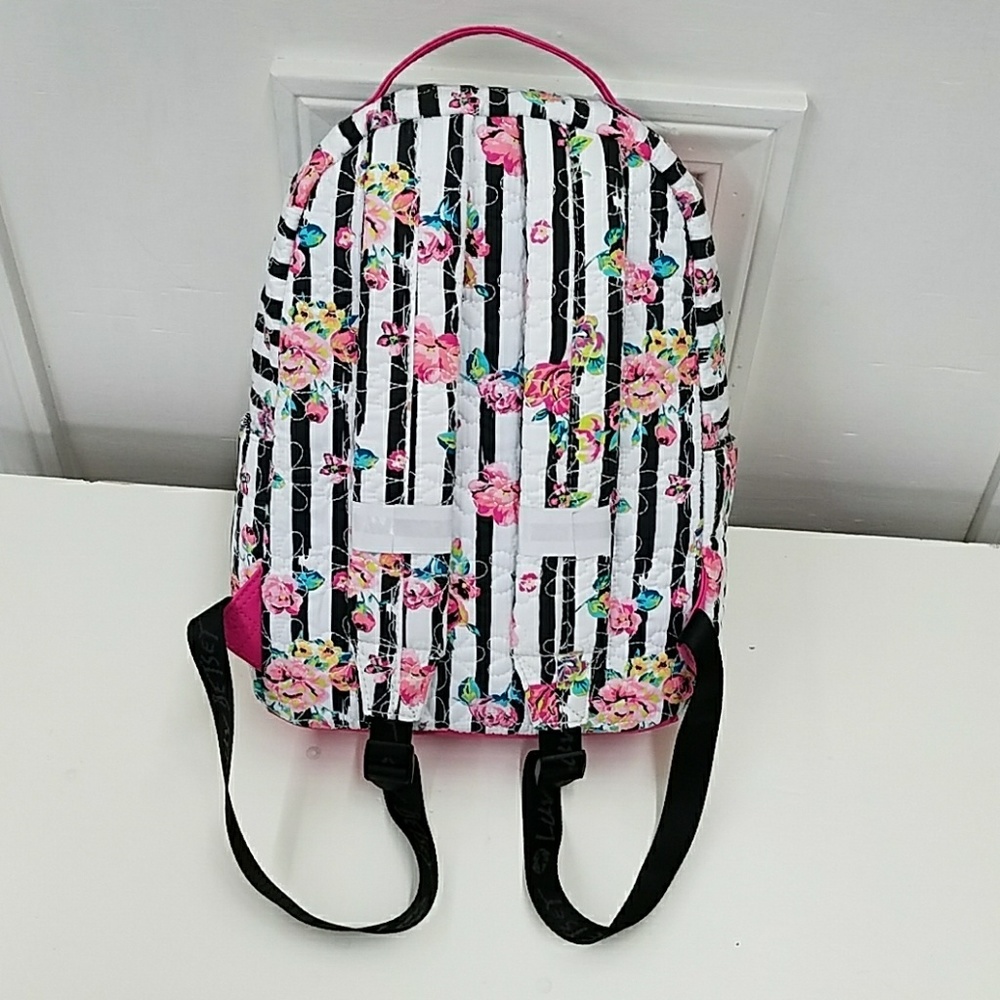 🎉1 HR SALE ONLY🎉BETSEY JOHNSON LARGE BACKPACK! - Picture 2 of 8
