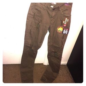 Juniors dark green jeans