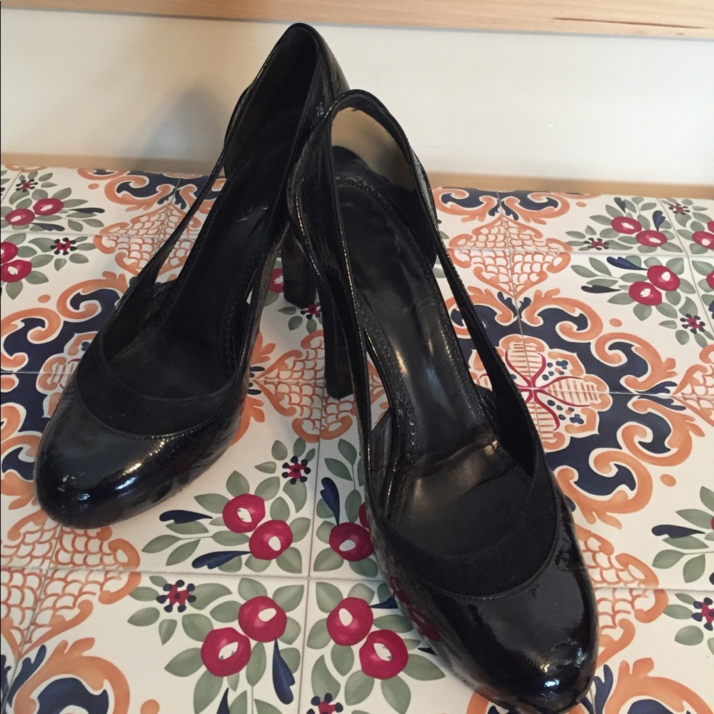 Maloles Black Patent Leather & Suede Heels