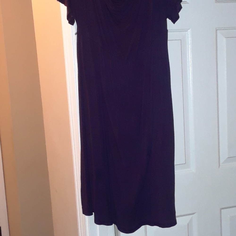 Dress - Picture 4 of 4