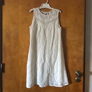 Beautiful simple marfil dress
