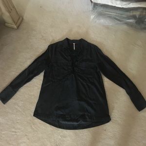 Black tunic with lace up and collar