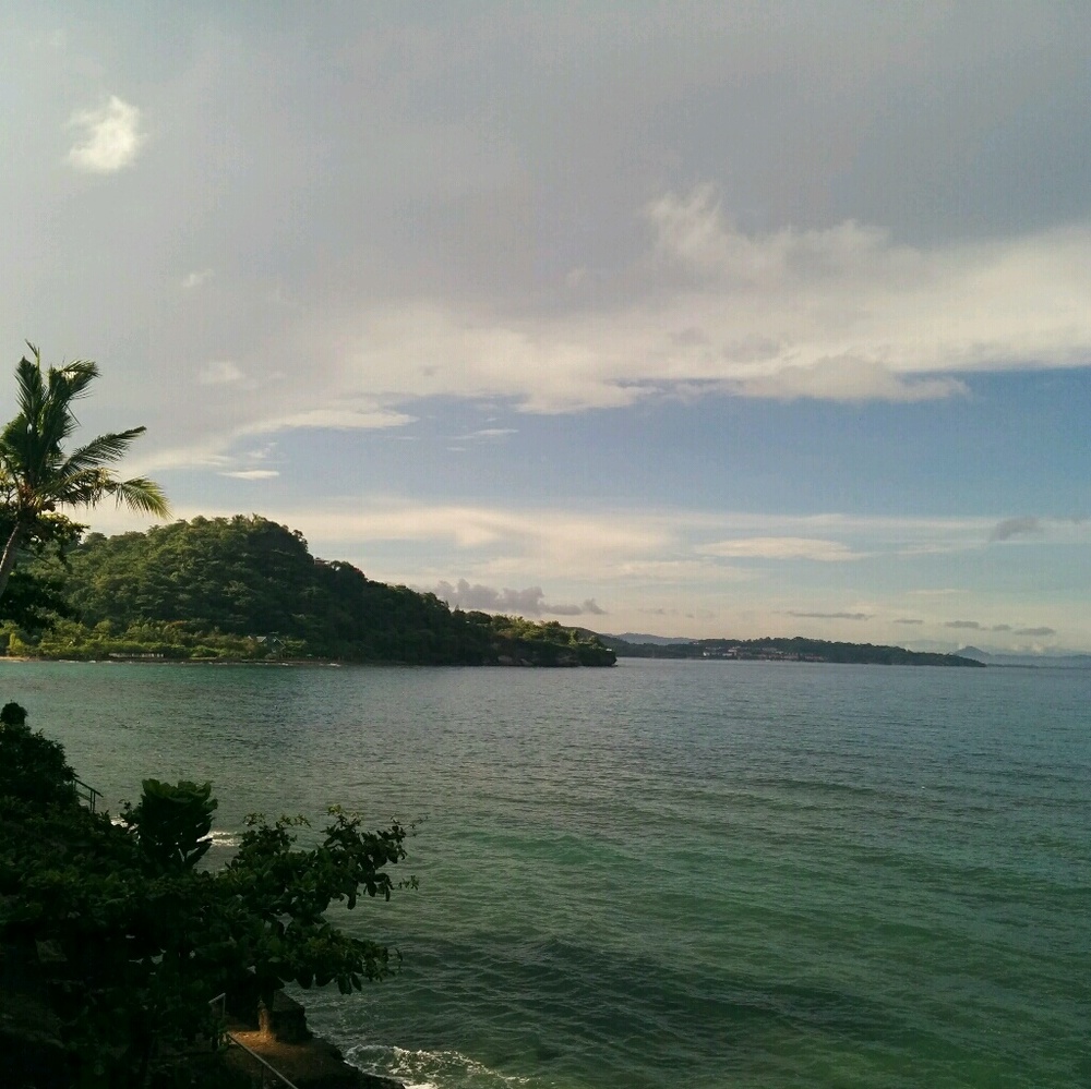 Meet your Posher, Ayie