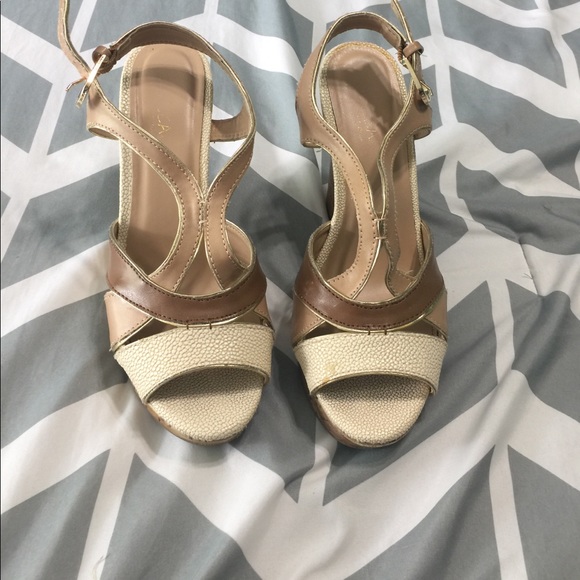 High heels - Picture 3 of 3